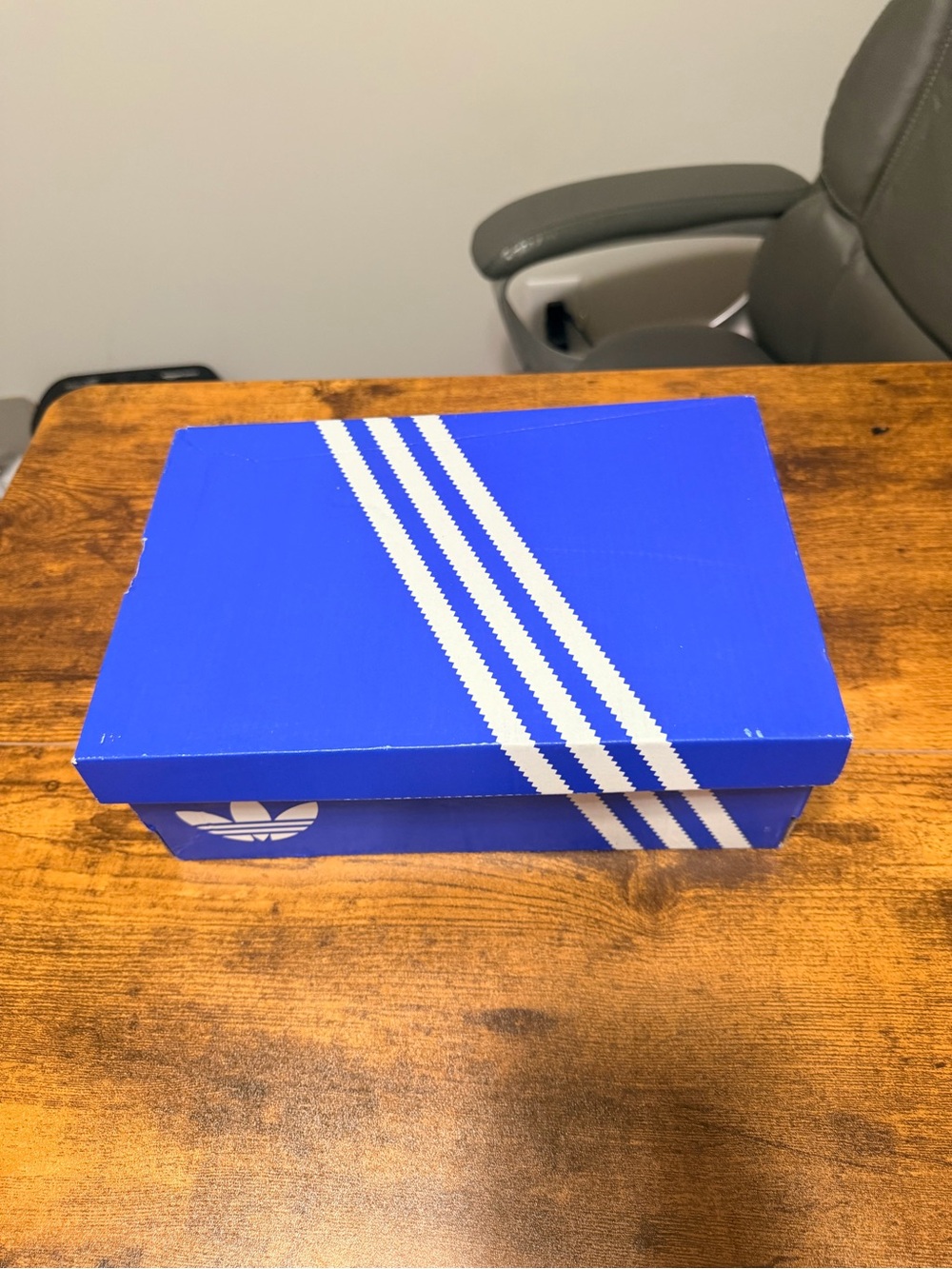 Adidas Womens Tokyo Tiger Print Sneakers in Yellow with Silver Stripes 6W - Picture 8 of 9